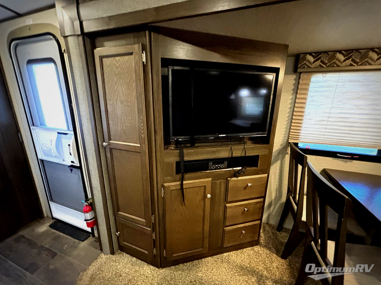 2017 Keystone Premier Ultra Lite 24RKPR Photo 10