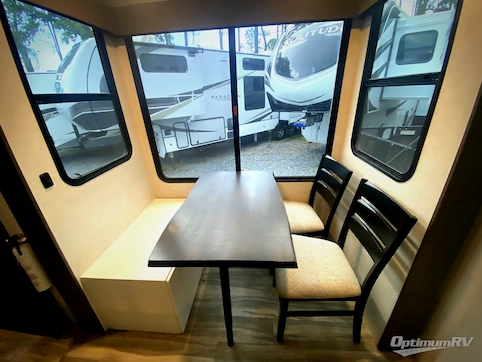 2022 Alliance Valor 42V13 RV Photo 2