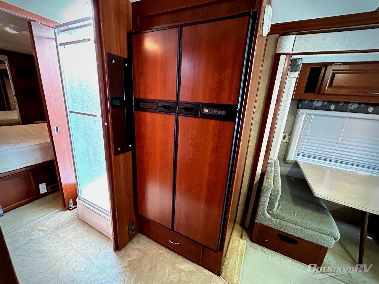 2006 Fleetwood Expedition 38S Photo 15