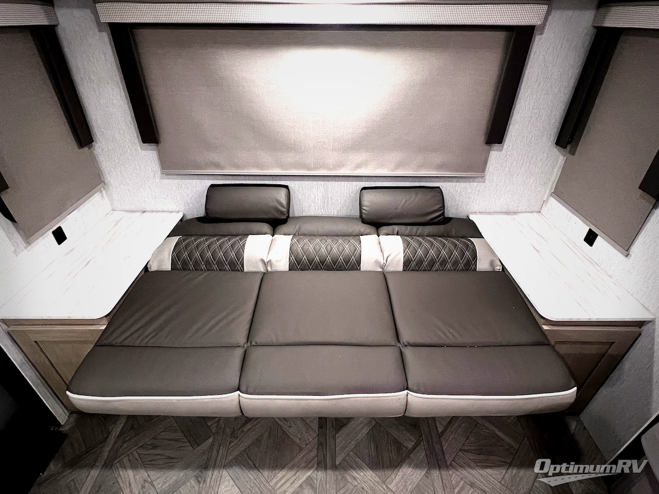 2023 Forest River Wildwood X-Lite 24RLXL Photo 8