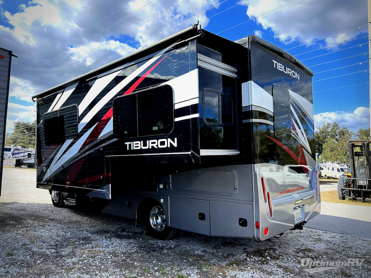 2023 Thor Tiburon Sprinter 24TT Photo 2
