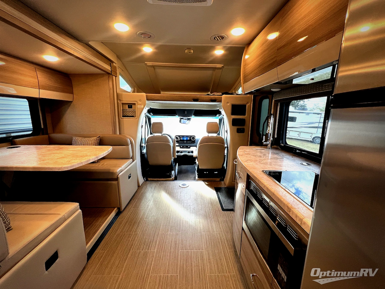 2023 Thor Tiburon Sprinter 24TT Photo 23