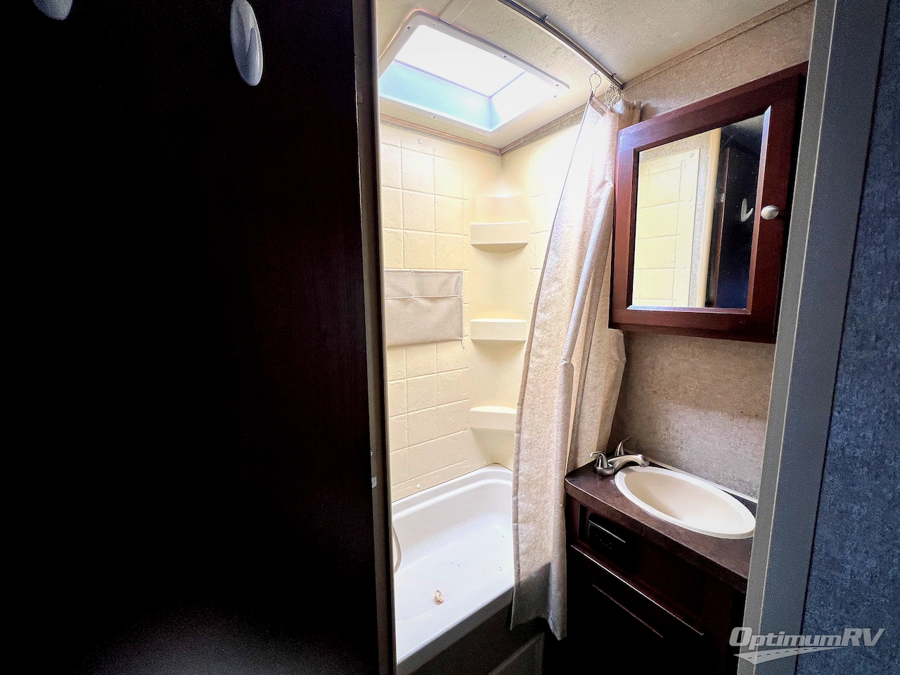 2016 Forest River Rockwood Mini Lite 2306 Photo 17