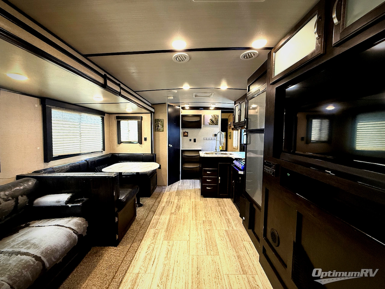 2020 Coachmen Spirit Ultra Lite 2963BH Photo 6