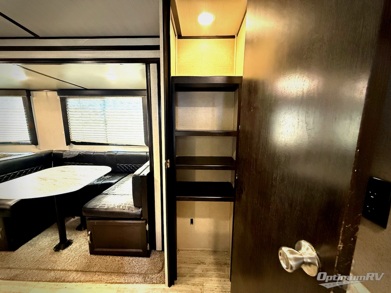 2020 Coachmen Spirit Ultra Lite 2963BH Photo 8