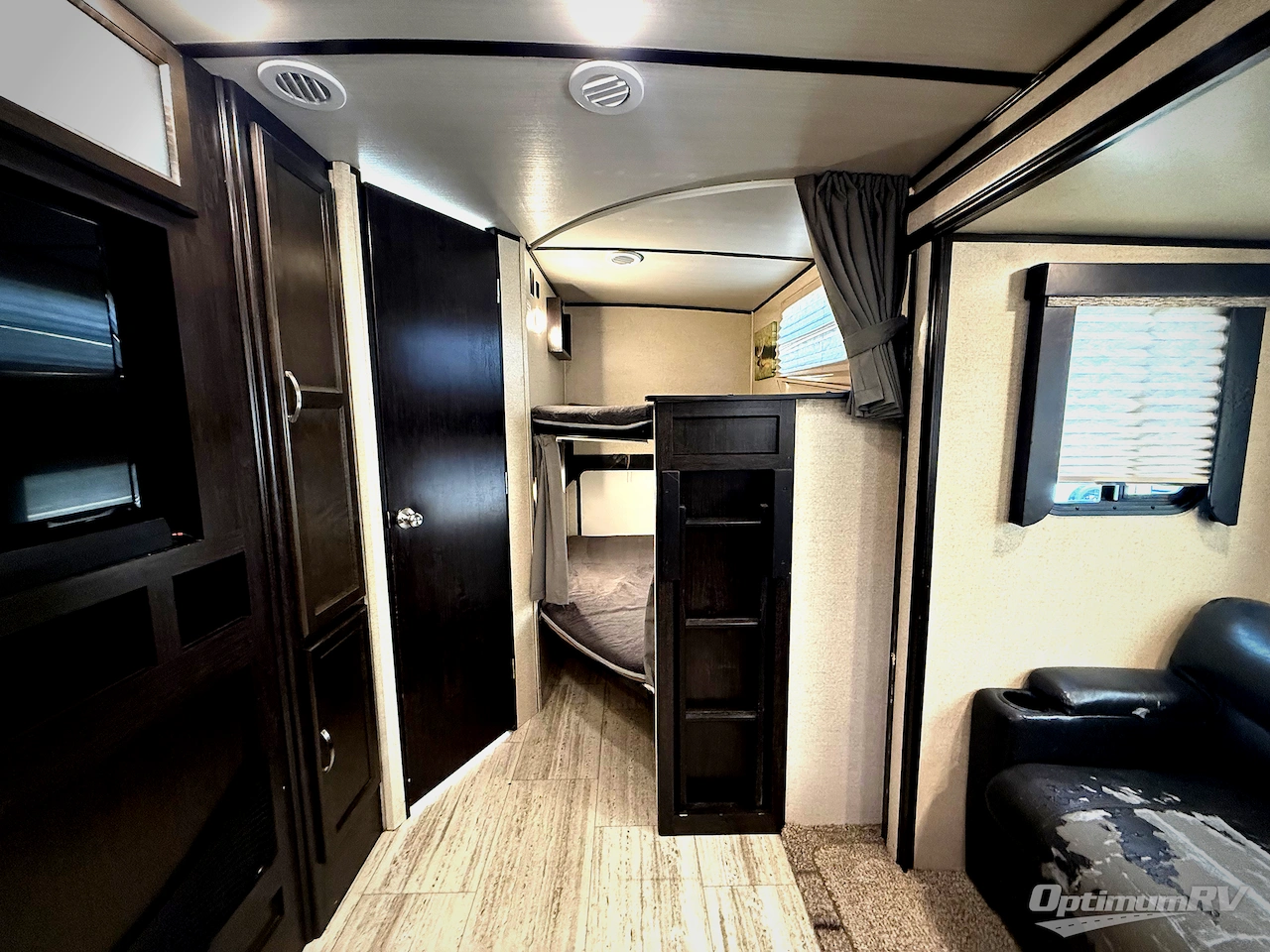 2020 Coachmen Spirit Ultra Lite 2963BH Photo 18