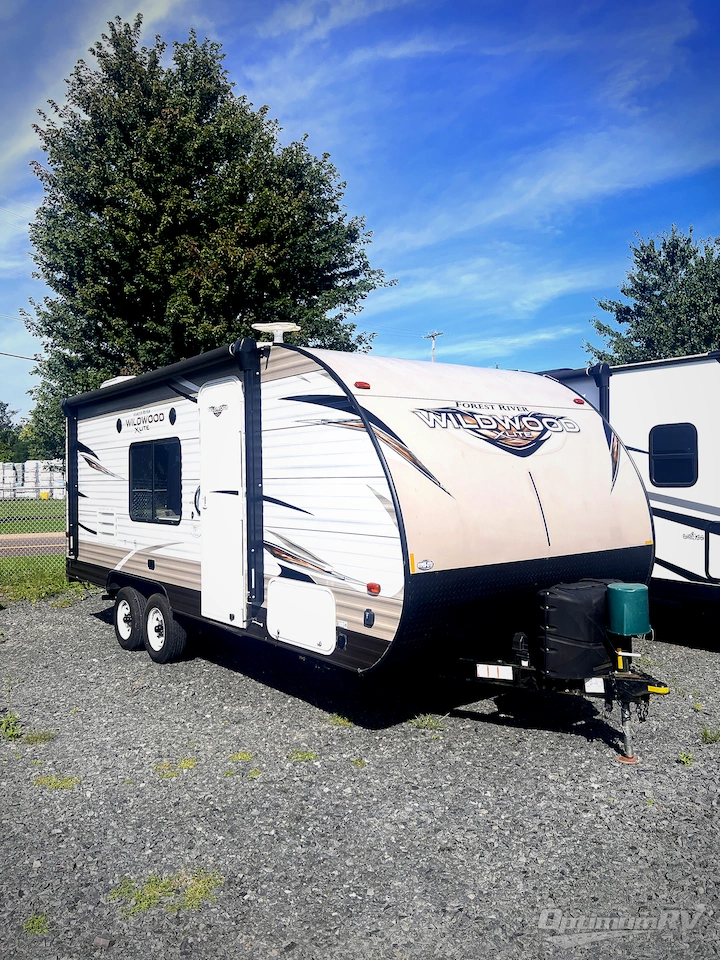 2019 Forest River Wildwood X-Lite 201BHXL Photo 1