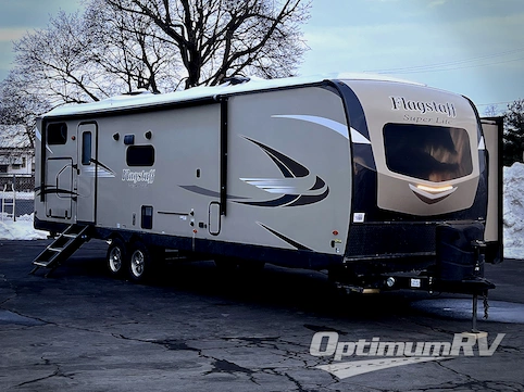 Used 2019 Forest River Flagstaff Super Lite 29BHS Featured Photo