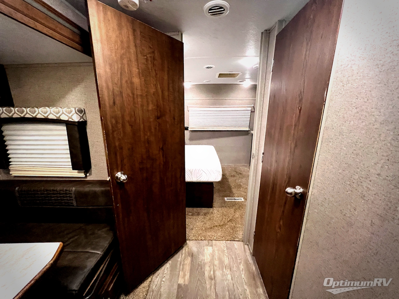 2019 Forest River Flagstaff Super Lite 29BHS Photo 32