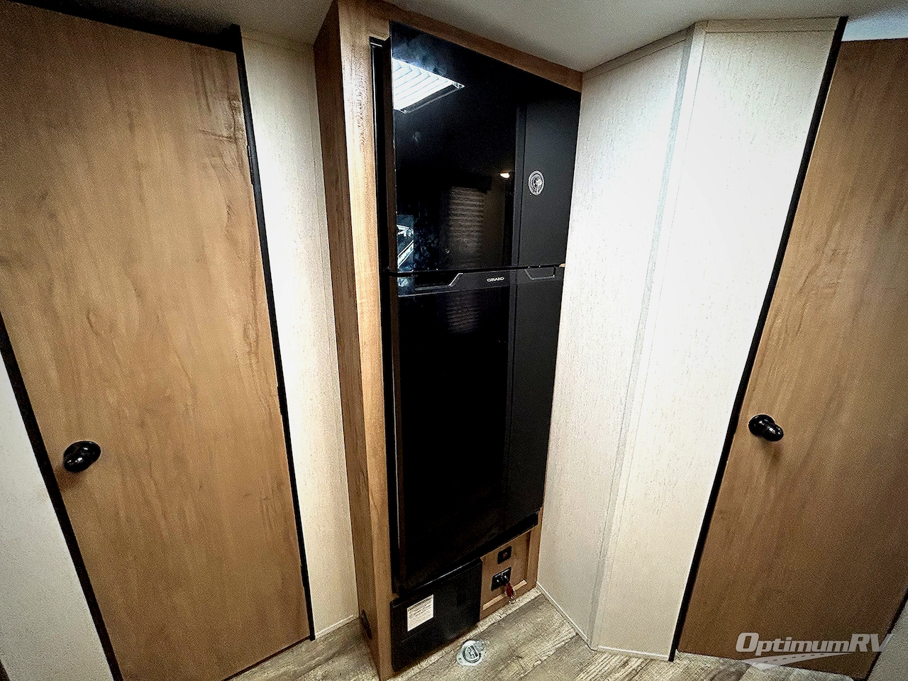 2023 Forest River Cherokee Grey Wolf 22RR Photo 11