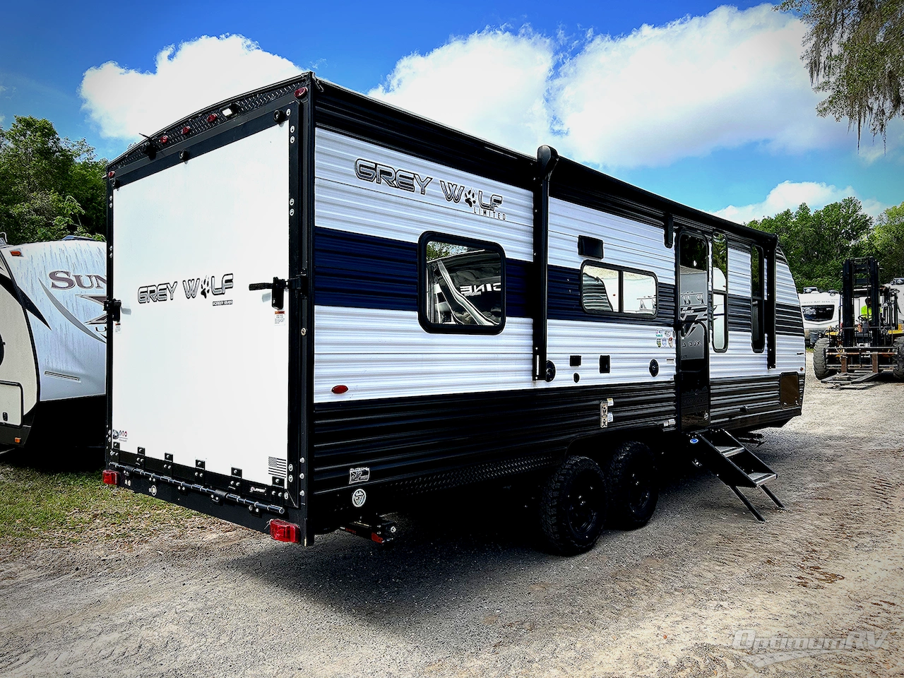 2023 Forest River Cherokee Grey Wolf 22RR Photo 2