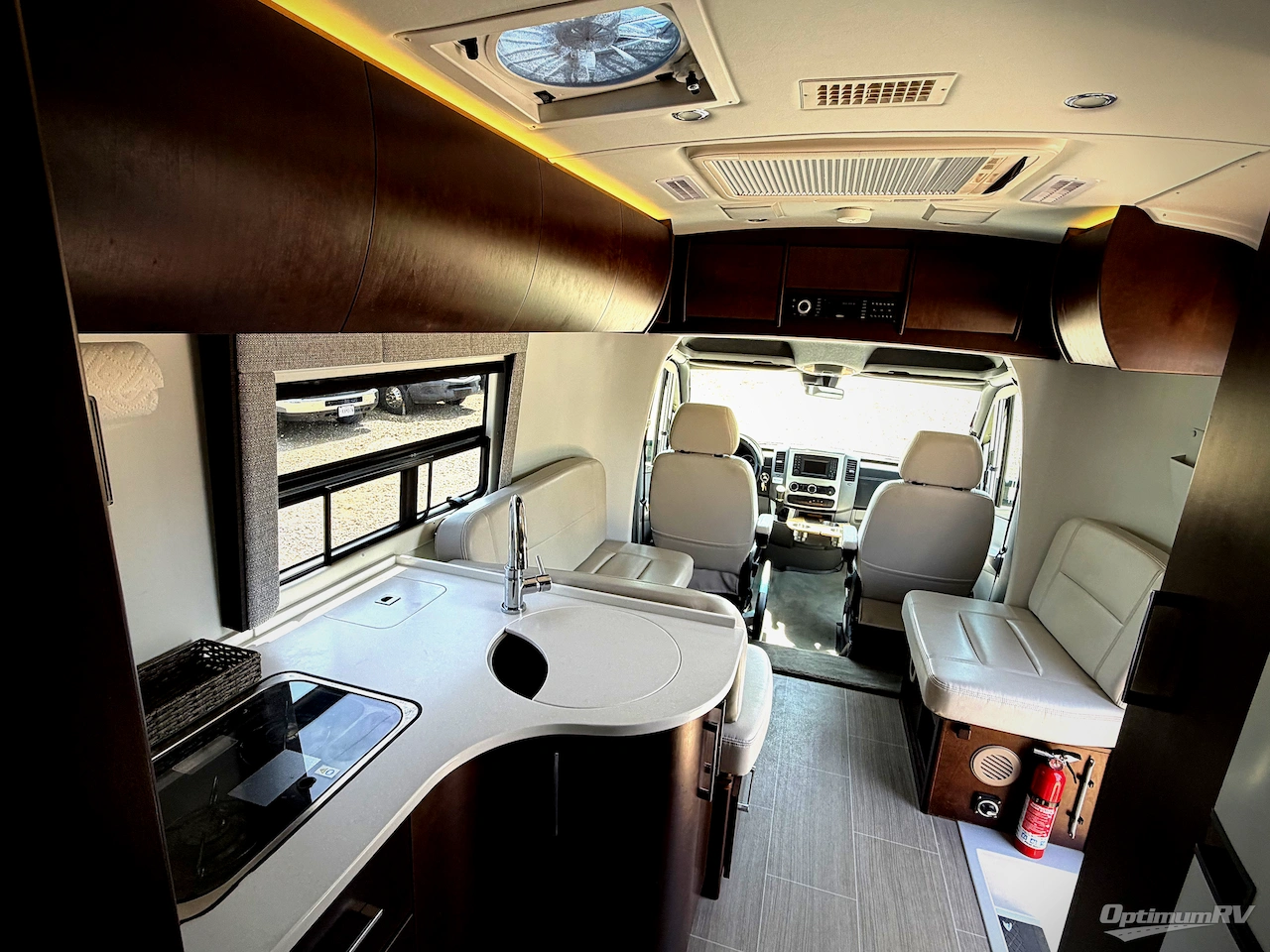 2019 Leisure Travel Serenity 24CB Photo 6