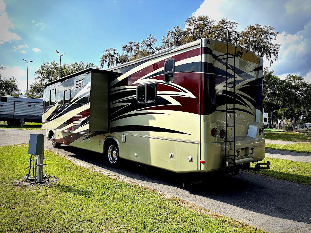 2012 Forest River Georgetown XL 360DS Photo 3