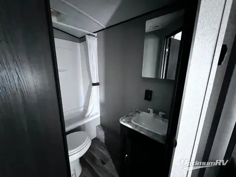 2018 Keystone Springdale 270LE RV Photo 4