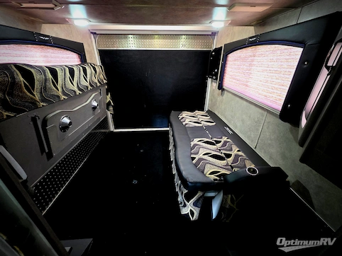 2009 Weekend Warrior Road Warrior 3400RWT RV Floorplan Photo