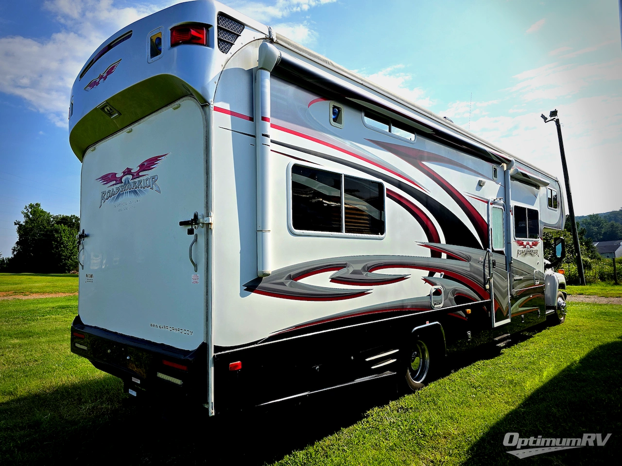 2009 Weekend Warrior Road Warrior 3400RWT Photo 2