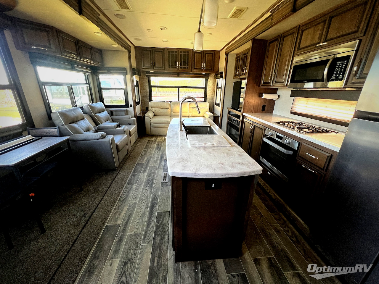 2020 KZ Durango Gold G356RLT Photo 4