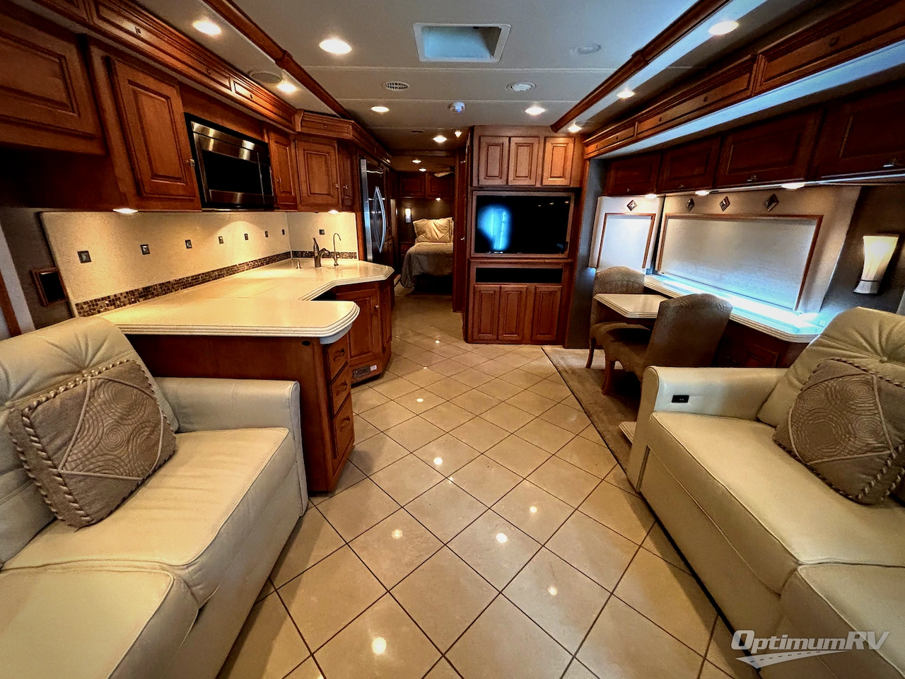 2013 Itasca Meridian 36M Photo 3