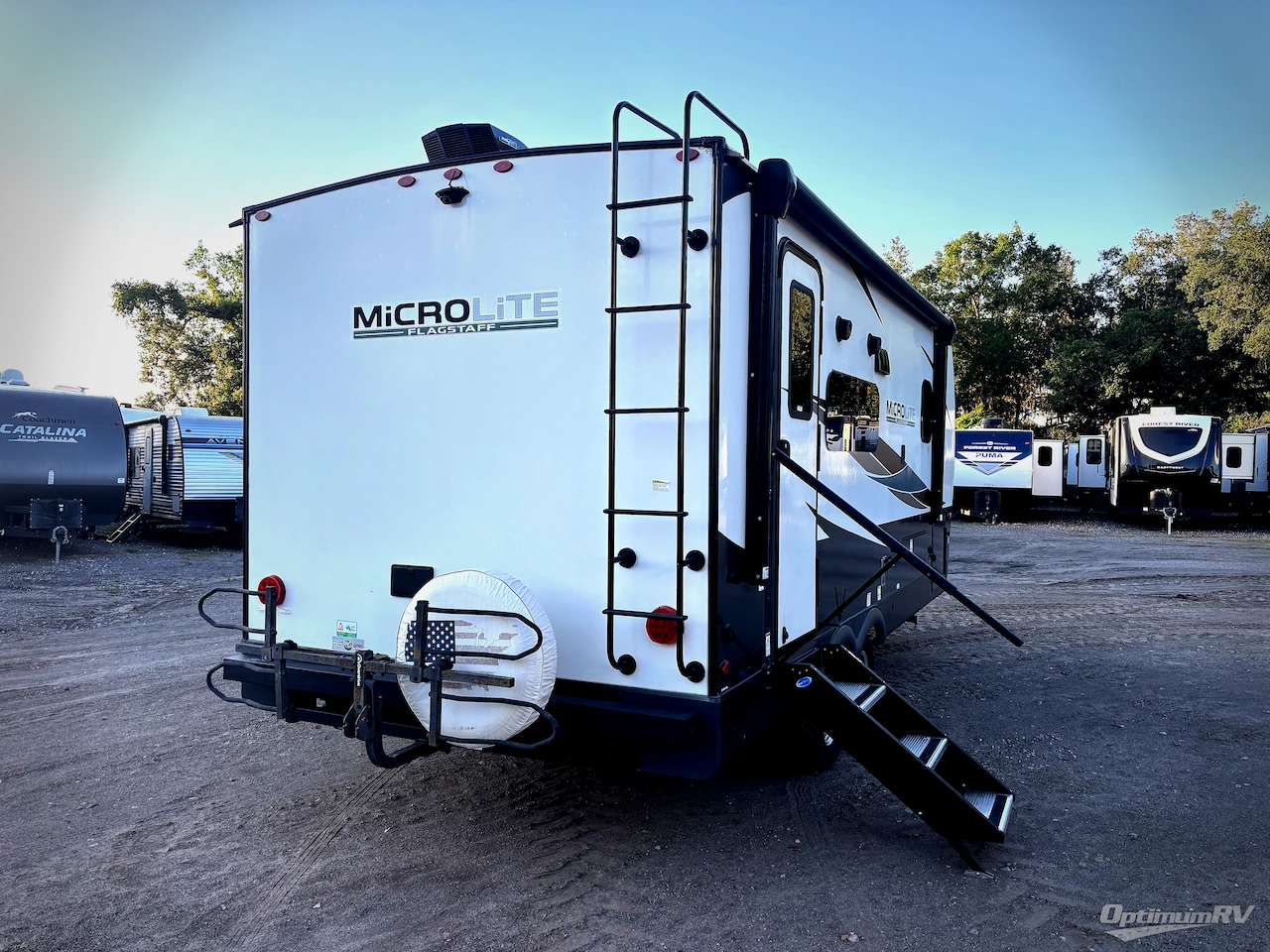 2024 Forest River Flagstaff Micro Lite 22FBS Photo 2