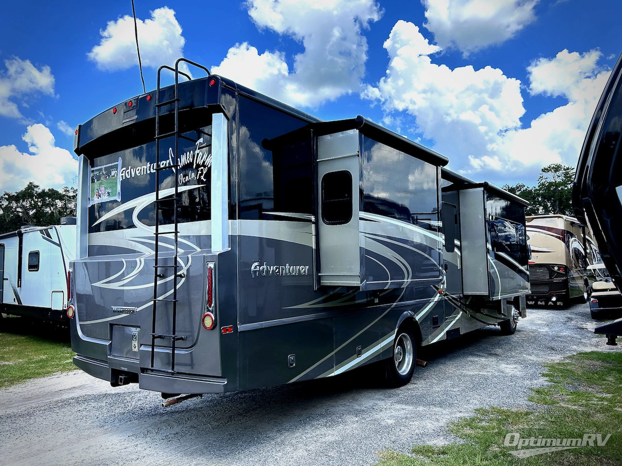 2016 Winnebago Adventurer 37F Photo 2