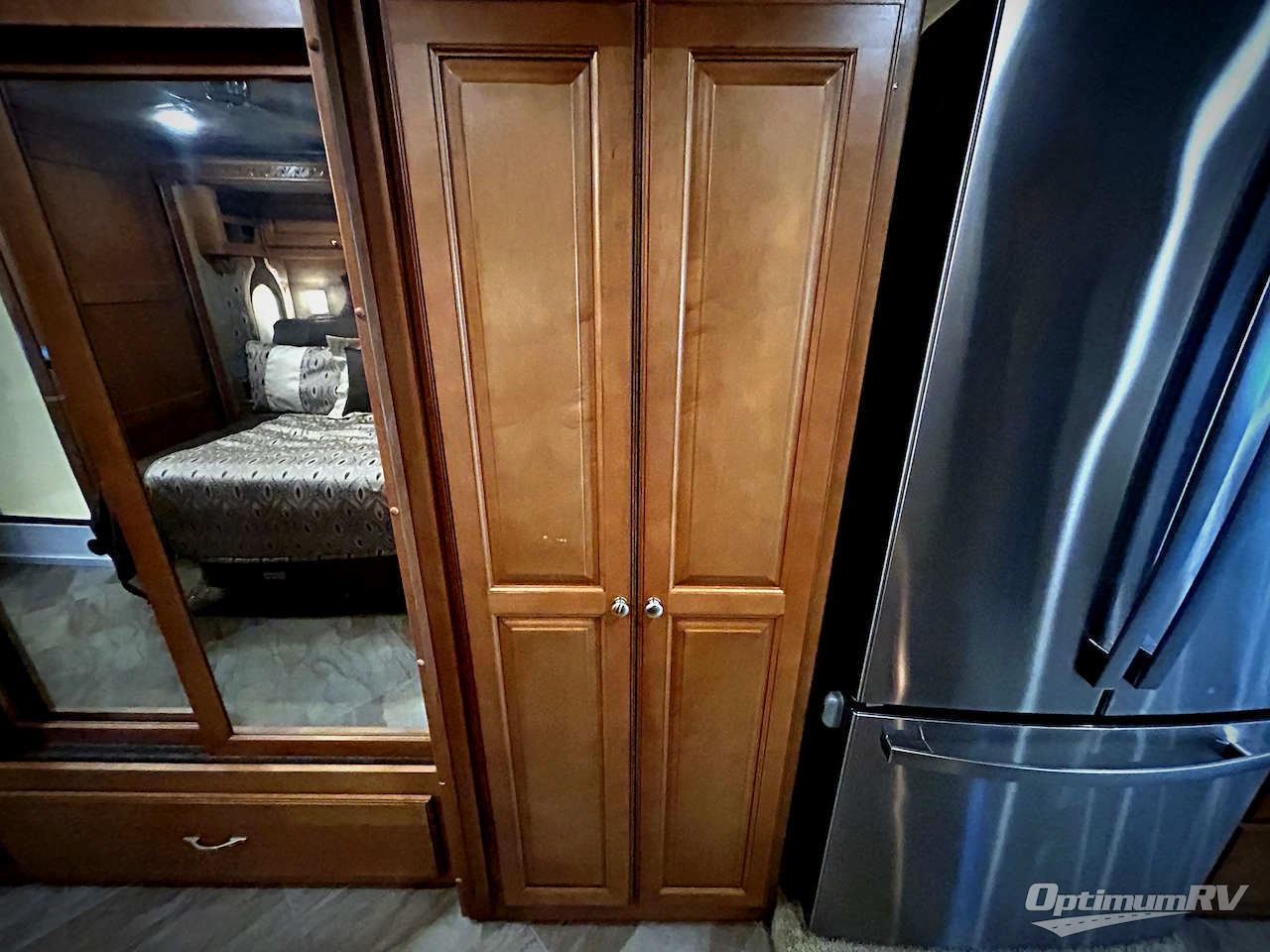 2016 Winnebago Adventurer 37F Photo 21