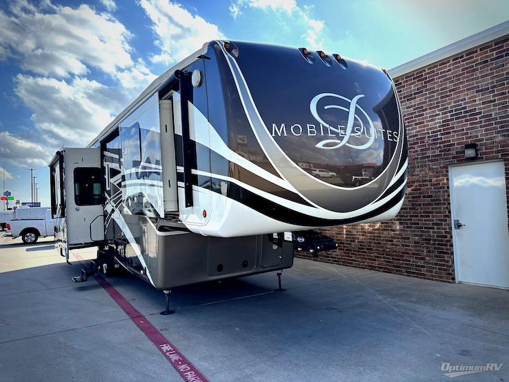 2017 DRV Luxury Suites Mobile Suites 38RSSA RV Photo 1