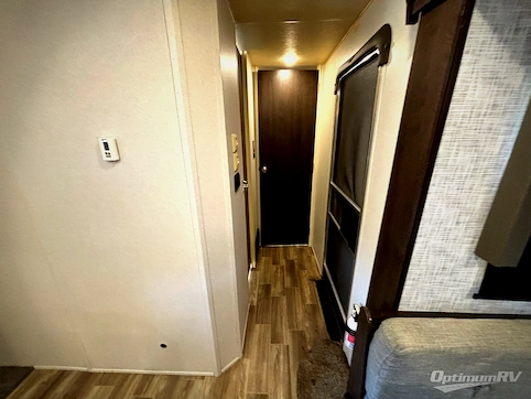 2019 Forest River Salem 27RE RV Photo 3