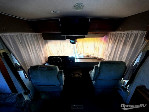 1999 Winnebago Brave 35C RV Photo 2