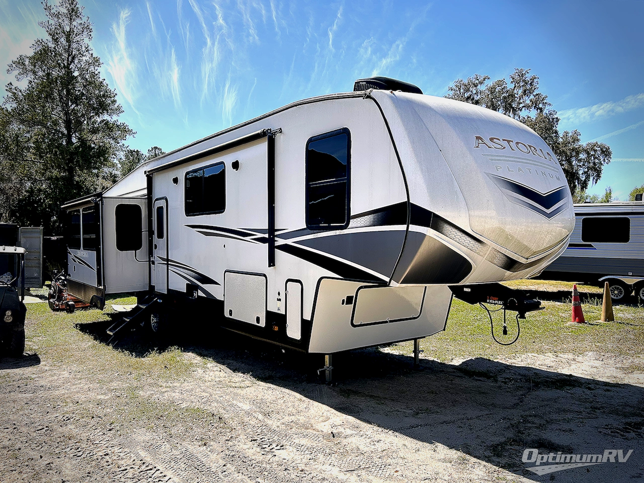 2022 Dutchmen Astoria 3553MBP Photo 1
