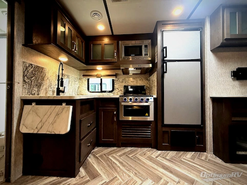 2021 Dutchmen Astoria 3203BH RV Photo 3