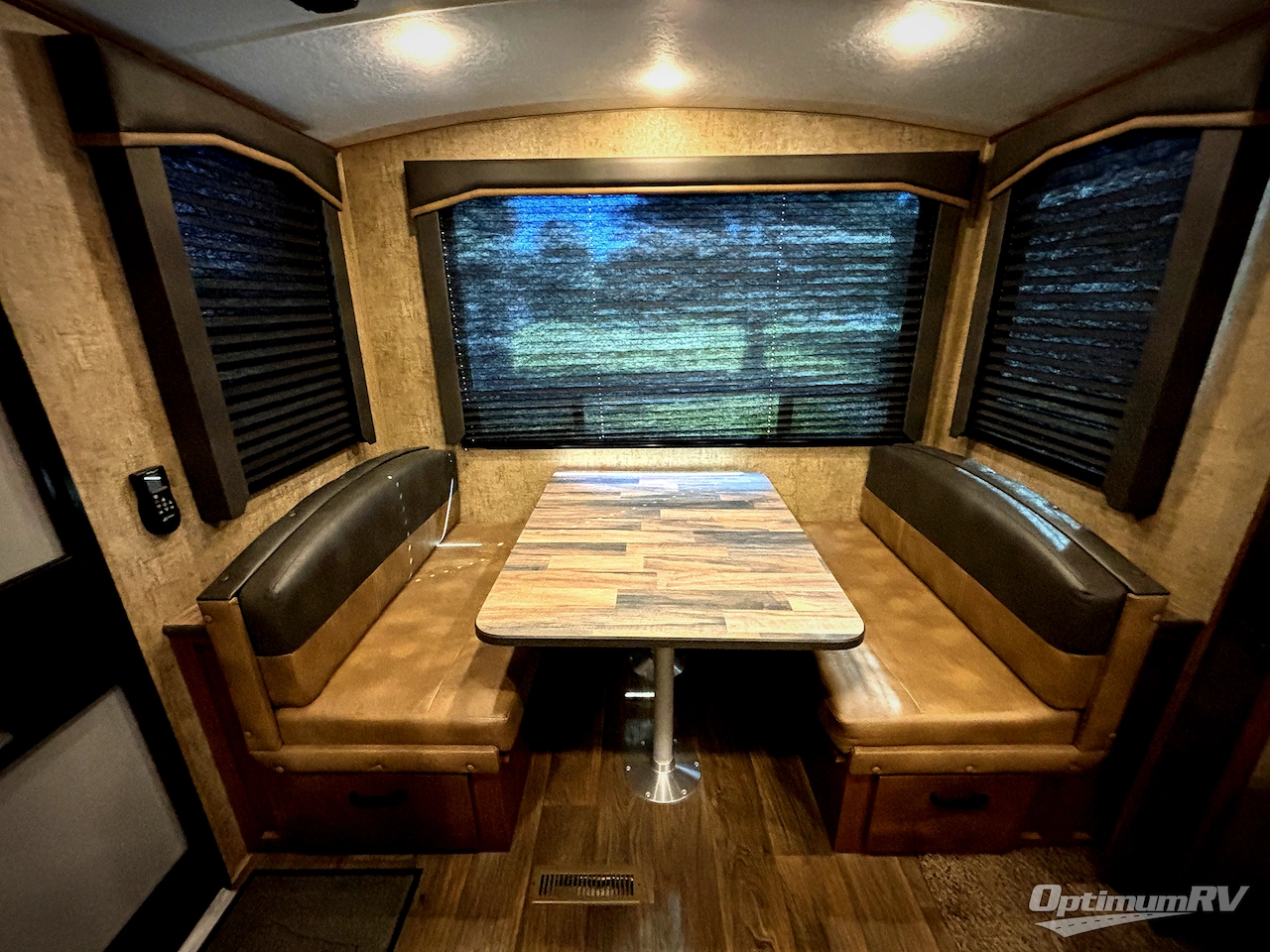 2023 Outdoors RV Black Stone Mountain Series 250RDS Photo 15
