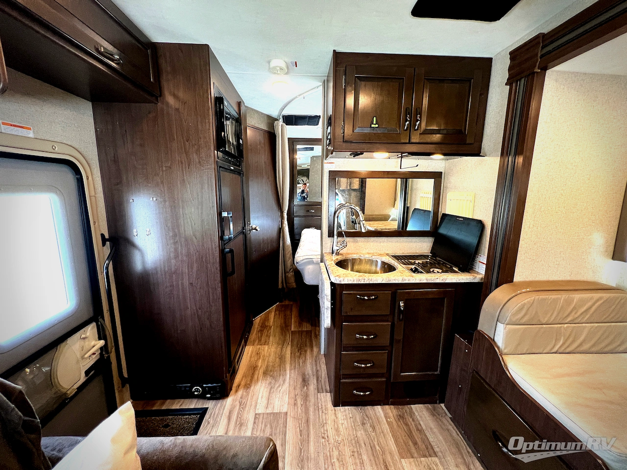 2020 Thor Four Winds Sprinter 24DS Photo 5