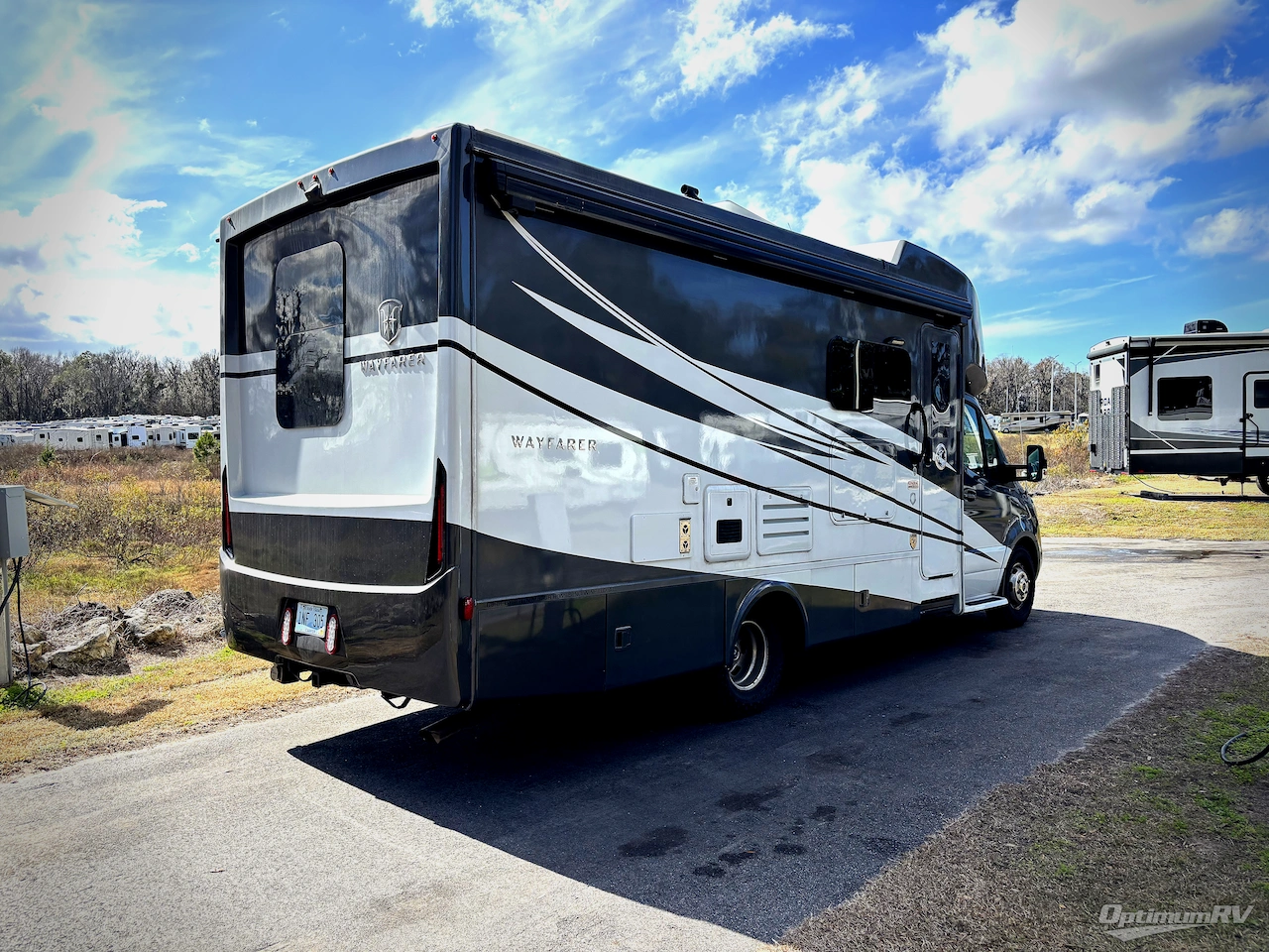 2021 Tiffin Wayfarer 25RW Photo 2