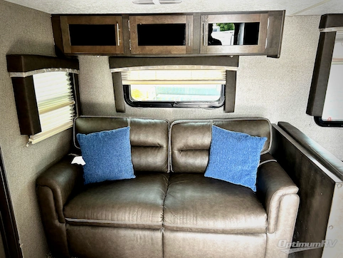 2020 Forest River Rockwood Ultra Lite 2608BS RV Photo 2