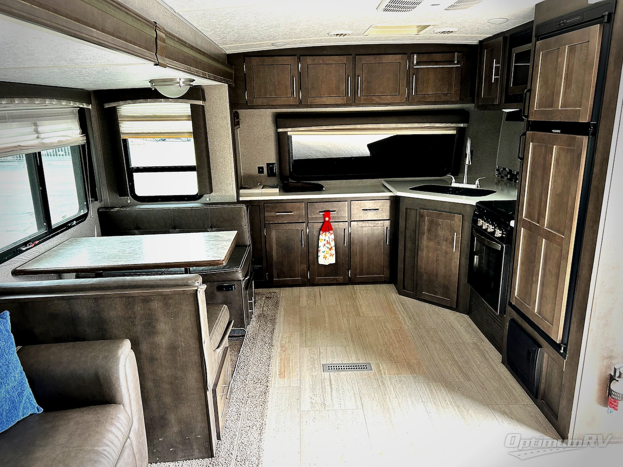 2020 Forest River Rockwood Ultra Lite 2608BS Photo 5