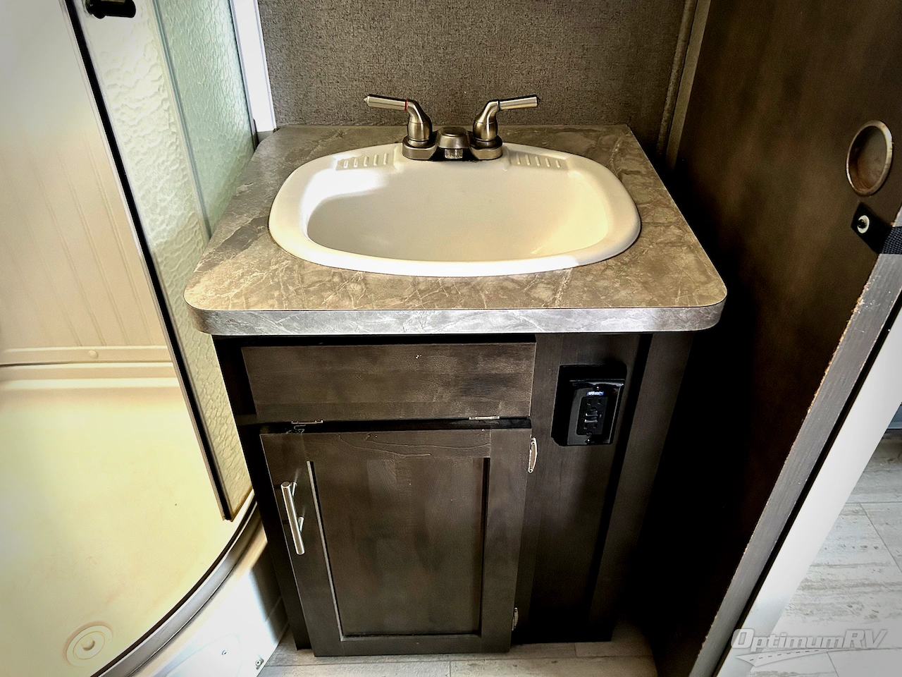 2020 Forest River Rockwood Ultra Lite 2608BS Photo 16