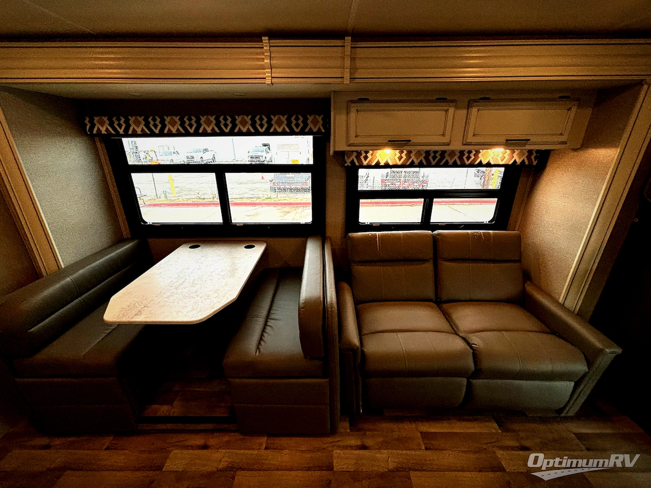 2021 Jayco Greyhawk 29MV Photo 8