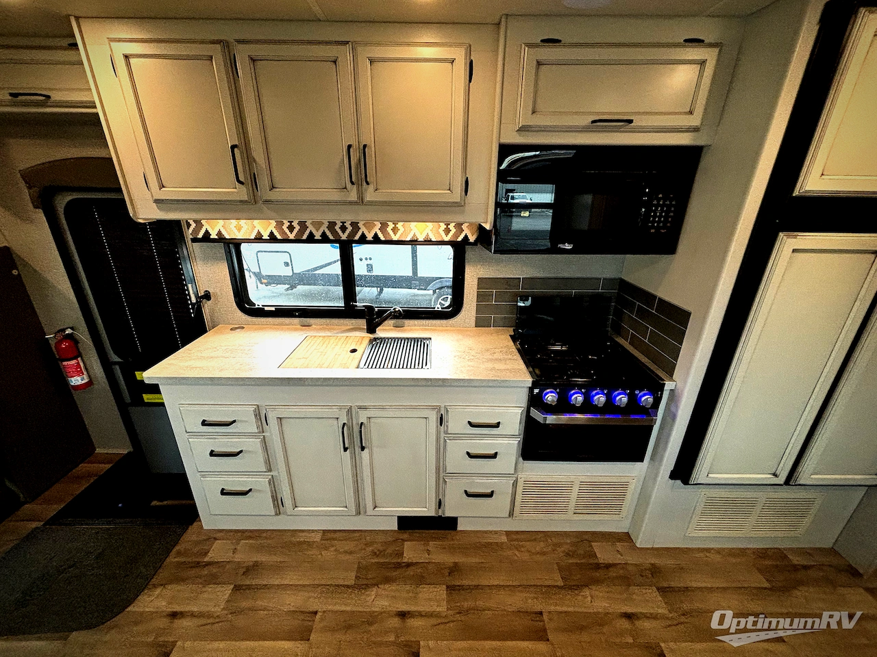 2021 Jayco Greyhawk 29MV Photo 9