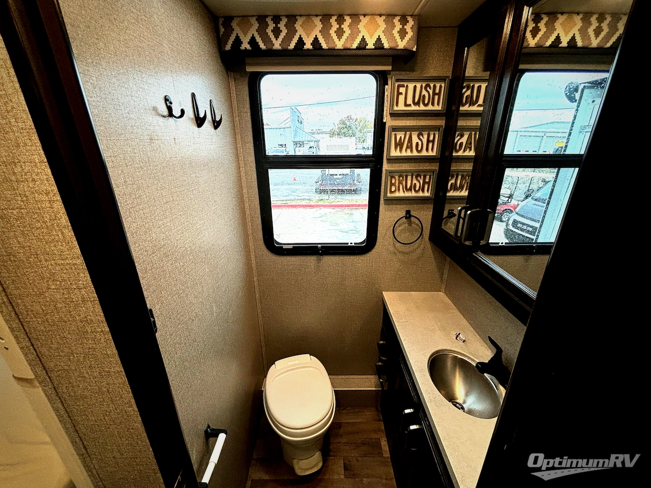 2021 Jayco Greyhawk 29MV Photo 14