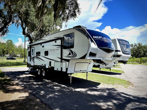 Used 2021 Grand Design Reflection 150 Series 260RD Featured Photo