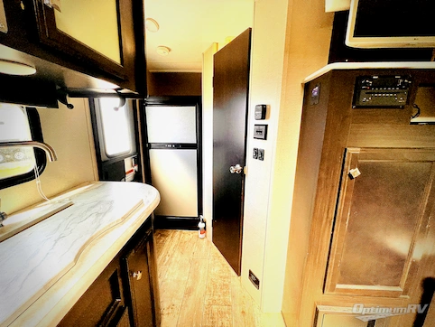 2019 Venture Sonic SN200VML RV Photo 4