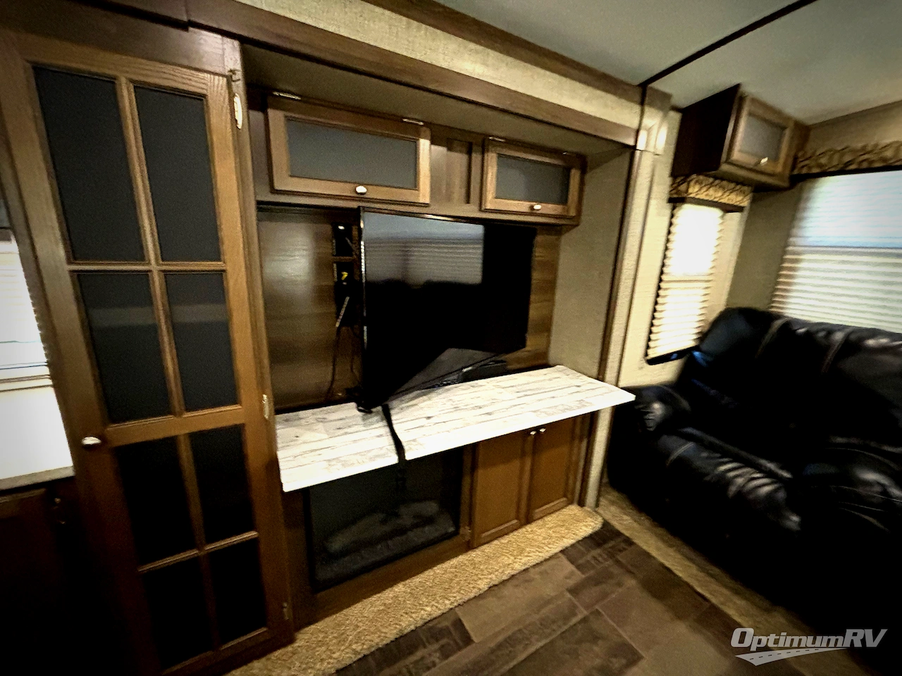 2017 Keystone Premier Ultra Lite 30RIPR Photo 15