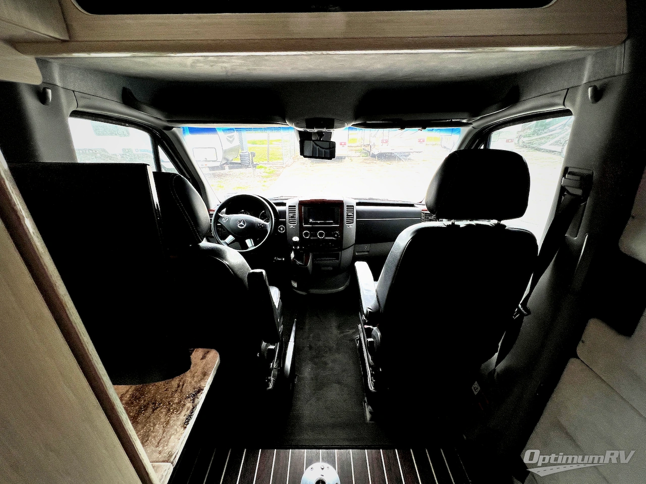 2016 Airstream Interstate Grand Tour EXT Grand Tour EXT Photo 6