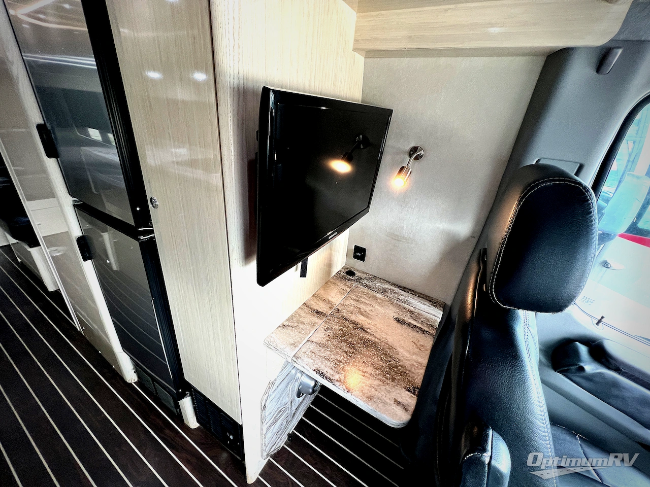 2016 Airstream Interstate Grand Tour EXT Grand Tour EXT Photo 10