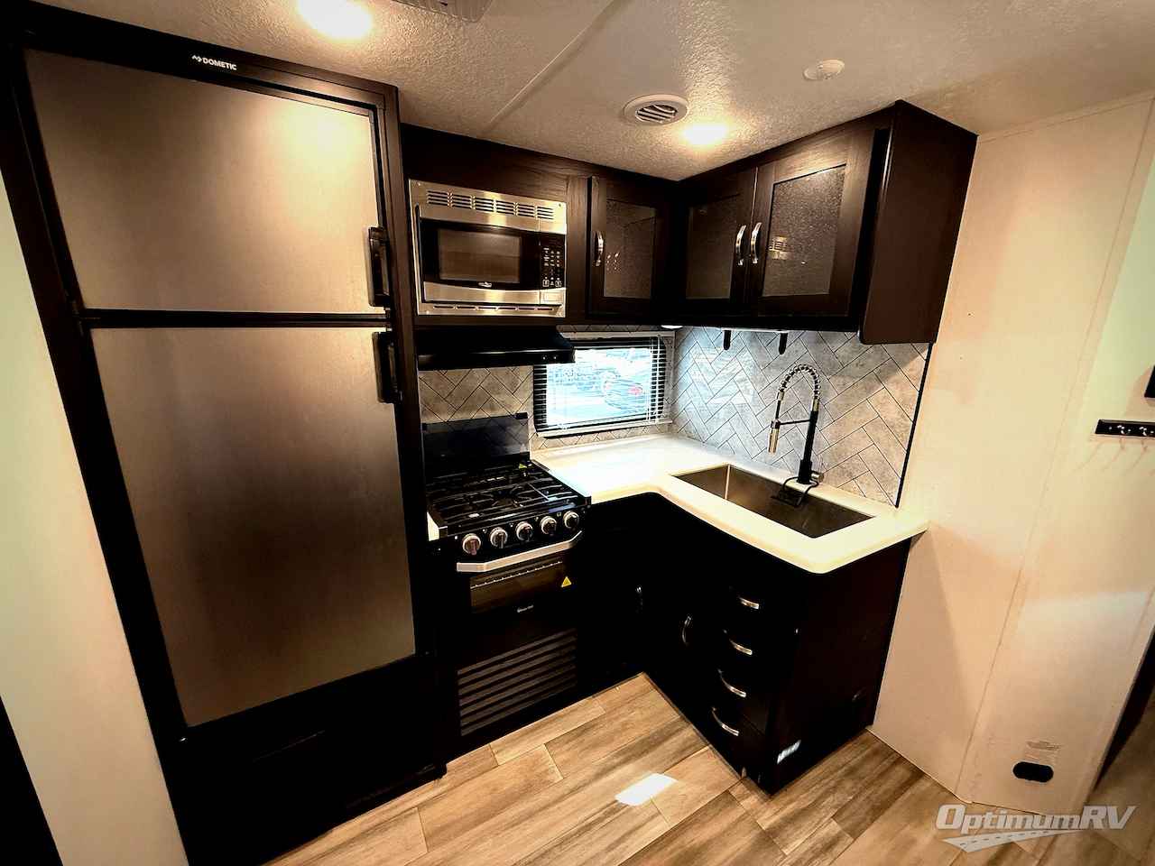 2023 Coachmen Freedom Express Liberty Edition 326BHDSLE Photo 13