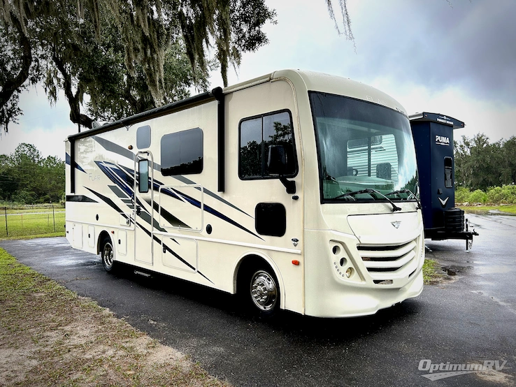 2022 Fleetwood Flair 28A RV Photo 1