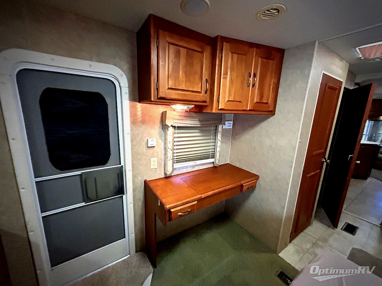 2007 Holiday Rambler Presidential 34SKD Photo 9