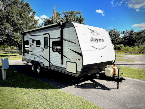 Used 2018 Jayco Jay Flight SLX 212QB Featured Photo