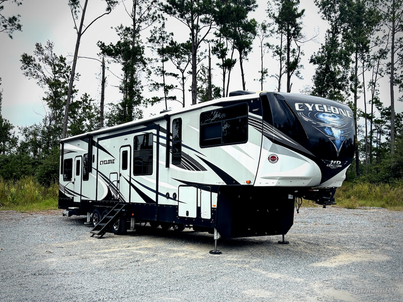 2021 Heartland Cyclone 4006 Photo 1