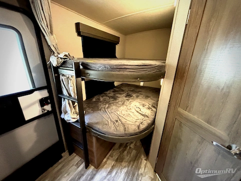 2022 Grand Design Imagine 2400BH RV Photo 4